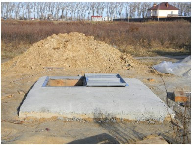 Construction of concrete septic tank